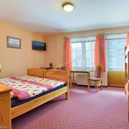 Bialy Dom Aparthotel Ściegny Εξωτερικό φωτογραφία